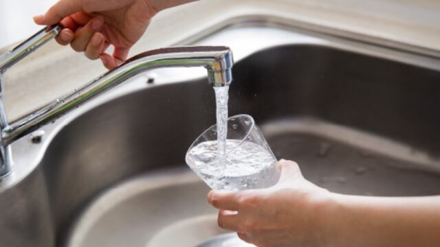 Megacorte de agua por 36 horas en varias zonas de Chile: cuándo es, cuál es la razón y cómo juntar agua para estos días. (Fuente: Aguas Andinas)