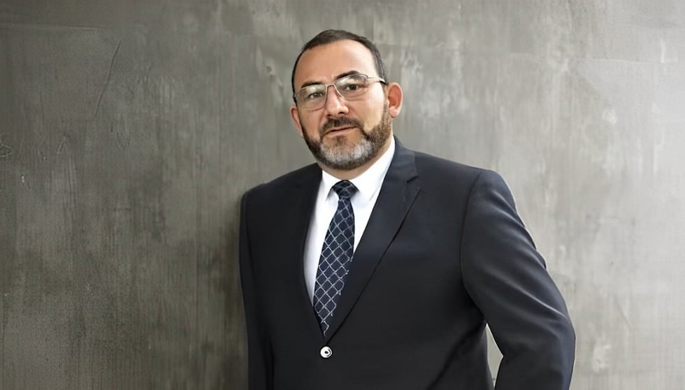 Julio García, abogado especialista en derecho deportivo. (Foto: Revista Cosas)
