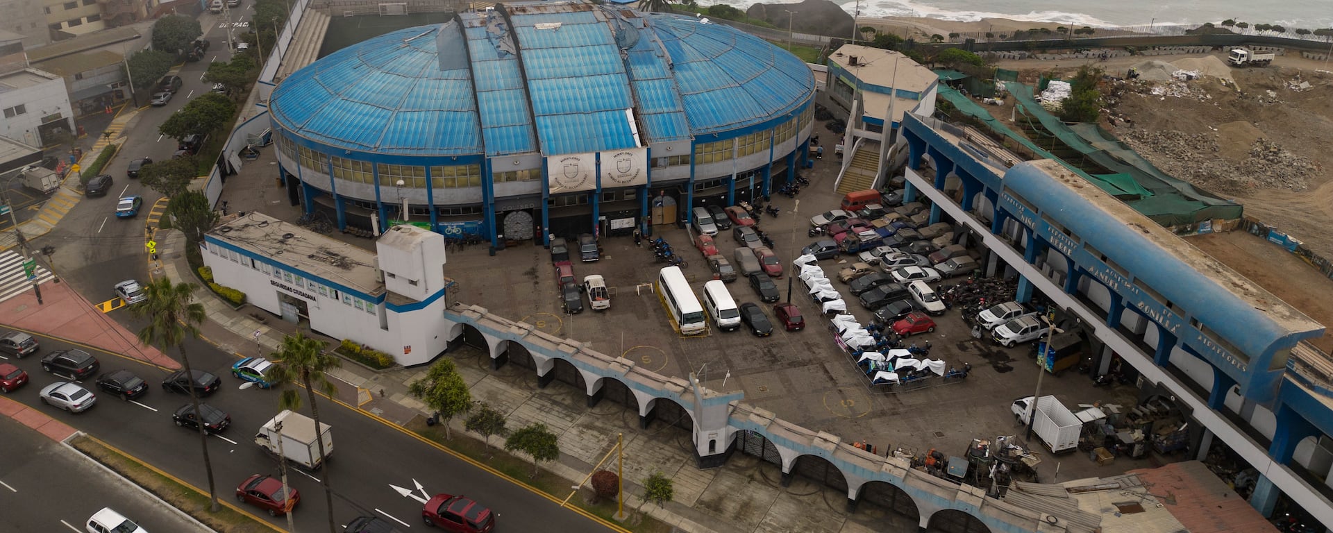 Coliseo Manuel Bonilla: De complejo deportivo a cochera de vehículos municipales, ¿por qué luce abandonado y quién es responsable?