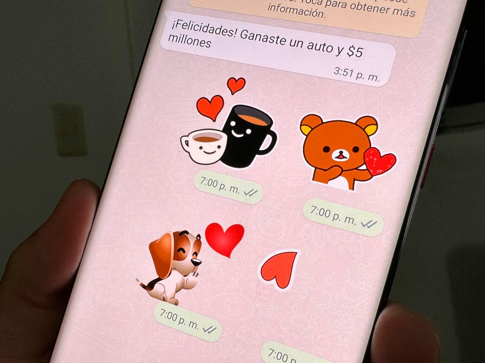 WHATSAPP | Ya puedes descargar los stickers del Día de San Valentín en WhatsApp para el 14 de febrero. (Foto: MAG - Rommel Yupanqui)