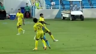 Wilder Cartagena salió expulsado en el Al Ittihad Kalba por la UAE Pro League | VIDEO