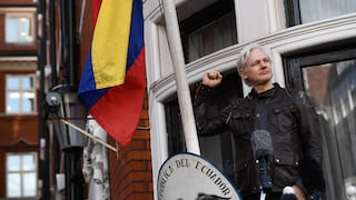 Denuncian a CIA por espiar a periodistas y abogados durante visitas a Julian Assange