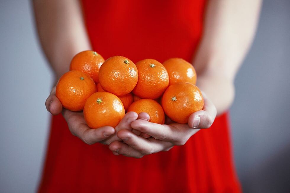 Las mandarinas y las frutas con vitamina C ayudan al fortalecimiento del sistema inmunológico.
