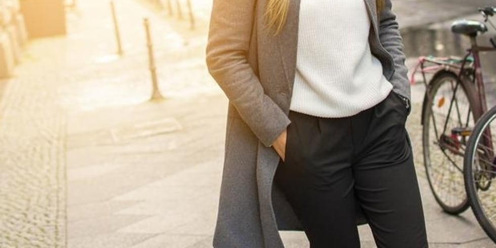 ¿Hablas con las manos en los bolsillos? Este es su significado, según la psicología | ¿Qué dice de ti este comportamiento, según la psicología? Descúbrelo en la siguiente nota. (Foto: iStock)