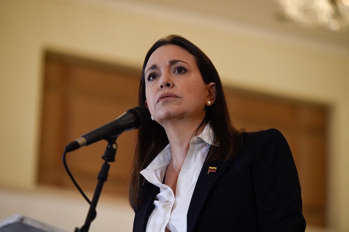 La excongresista opositora venezolana María Corina Machado brinda una conferencia de prensa en Caracas el 29 de junio de 2018. (Foto de Federico PARRA / AFP)