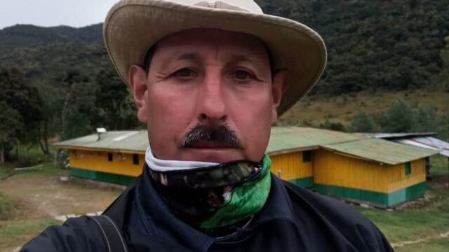La historia del ‘guardián del loro orejiamarillo’ asesinado en Colombia 