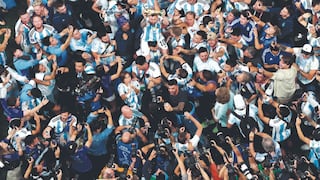 “Cincuenta años de periodismo”: la transformación de un oficio en el que el periodista deportivo hoy escribe, toma fotos, hace videos, sólo le falta barrer y servir café | OPINIÓN