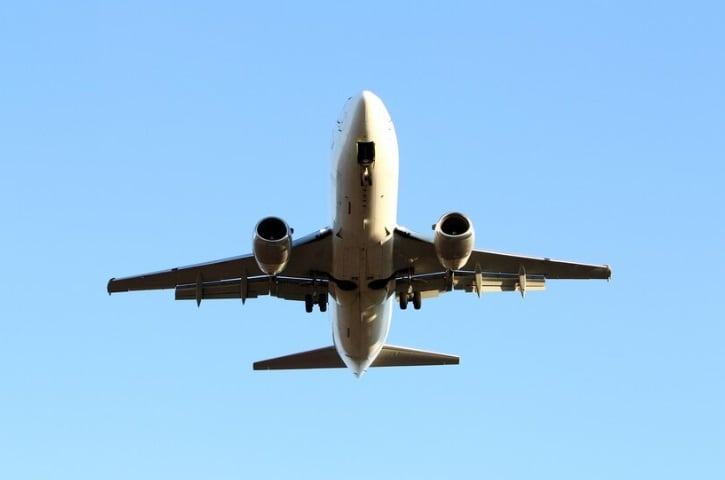 Un grupo de pasajeros del vuelo 880 de Cathay Pacific vivió una experiencia única al celebrar el Año Nuevo dos veces en menos de 24 horas. (Foto referencial: Freepik)