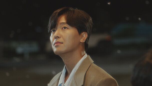 Kim Do-hyun es interpretado por el actor surcoreano Yeon Woo jin