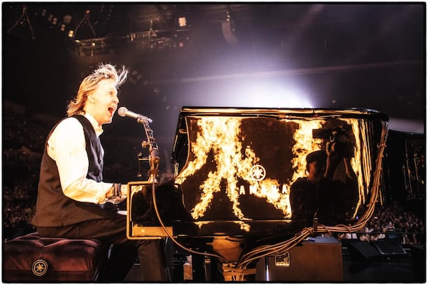 Sir Paul McCartney, a name synonymous with music history, is preparing to reunite with his Peruvian fans by delivering a night full of nostalgia and emotion at the national stage.