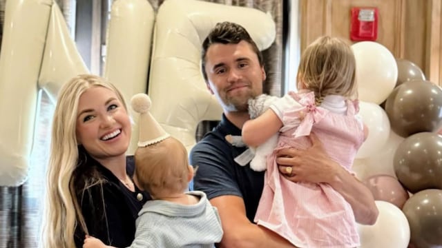 El mensaje de la esposa de Charlie Kirk minutos antes del ataque mortal: “Nuestro pronto auxilio en los momentos difíciles”