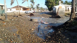 La inundación y daños que dejó oleaje en balneario de Colán