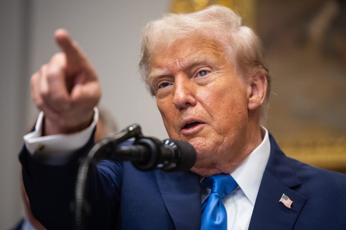 El presidente de Estados Unidos, Donald Trump, habla en la Sala Roosevelt de la Casa Blanca, en Washington, DC, EE.UU., el 22 de septiembre de 2025. (Foto de EFE/EPA/FRANCIS CHUNG)