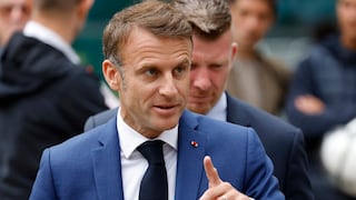 Macron llama a una alianza “amplia” contra la extrema derecha que lidera las legislativas en Francia