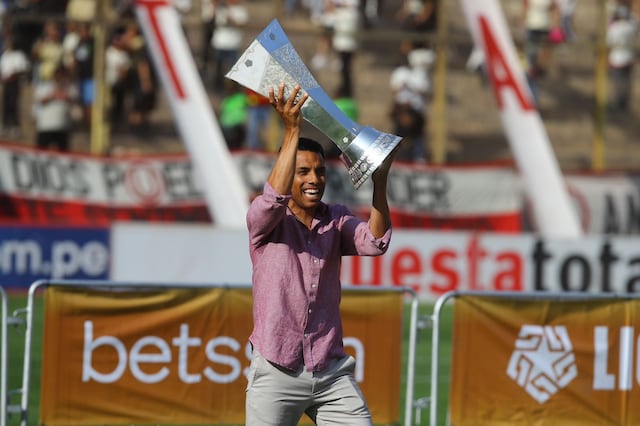 Lima, Domingo 12 de Noviembre del 2023.
¡La fiesta de los campeones! Evento de premiación al club Universitario de Deportes por la obtención de su campeonato 27 en el estadio Monumental en Ate.
Fotos: Leonardo Fernández / @photo.gec