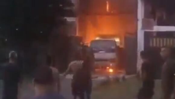 Explosión de un vehículo con gas propano deja más de diez personas heridas y varias casas afectadas en Pereira, Colombia. (Foto: captura de video de X)