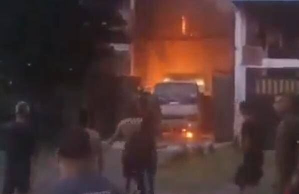 Explosión de un vehículo con gas propano deja más de diez personas heridas y varias casas afectadas en Pereira, Colombia. (Foto: captura de video de X)