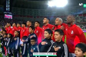 Con toda la emoción: así se entonó el Himno Nacional en el Perú vs. Paraguay | VIDEO