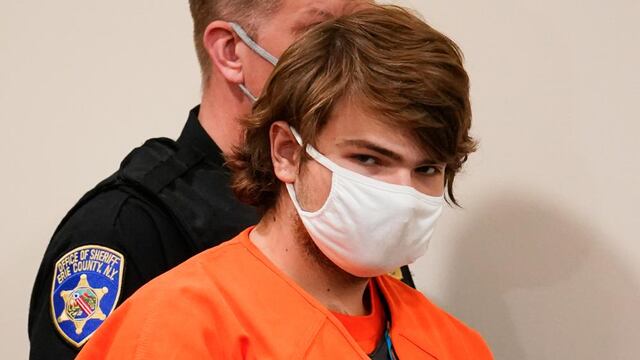 El adolescente Payton Gendron se declara culpable de matanza racista en EE.UU. y nunca saldrá de la cárcel