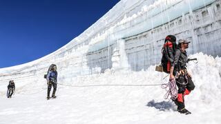 La expedición al glaciar en Cusco que alerta el peligro en las cumbres peruanas