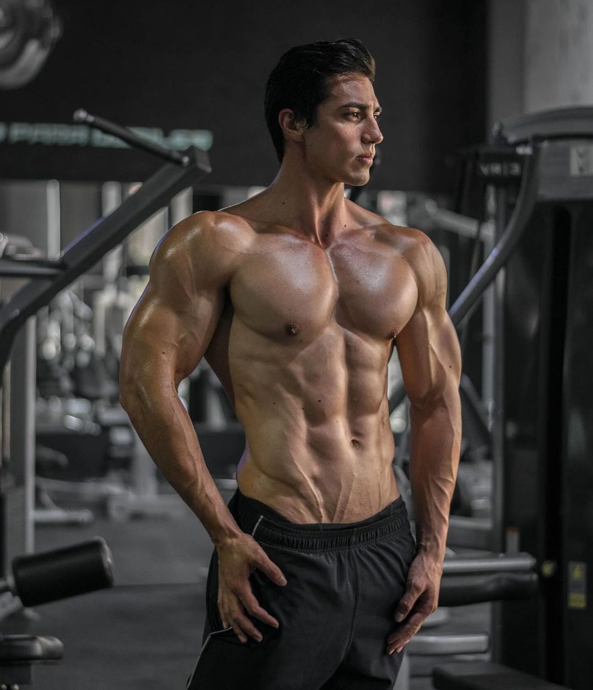 El mexicano mostrando su físico a todos sus seguidores en redes sociales (Foto: Rodrigo Romeh / Instagram)