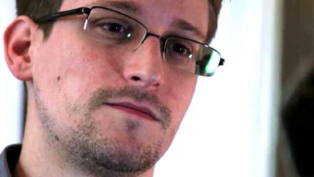Edward Snowden afirma que no es “un traidor ni un héroe” y promete más revelaciones