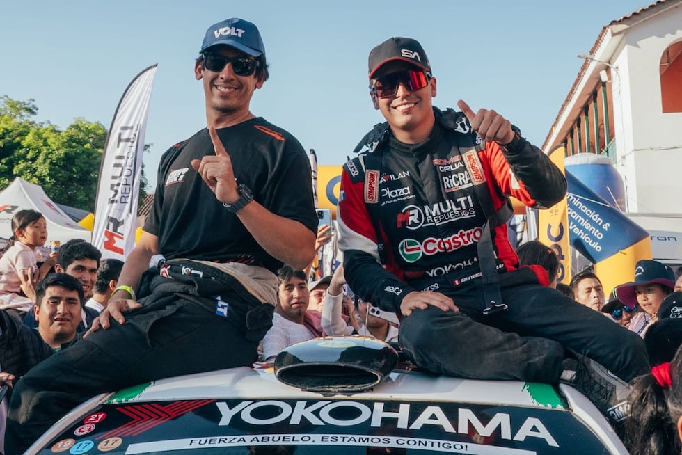 Santiago Aguayo corre junto a Ricardo Rivera en el GT 86. (Foto: Santiago Aguayo)