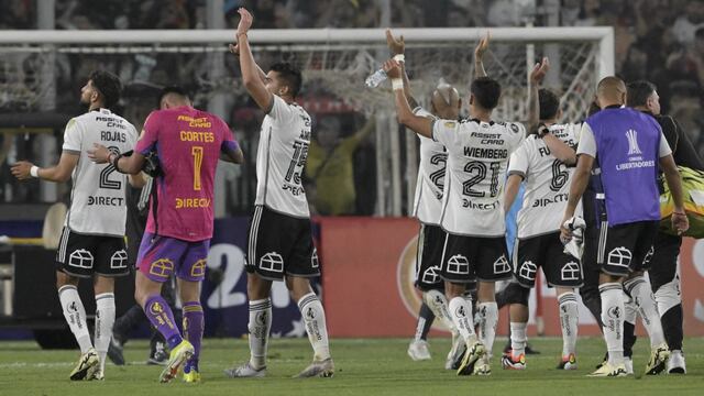 Colo-Colo a fase de grupos de Copa Libertadores tras vencer a Sportivo Trinidense 