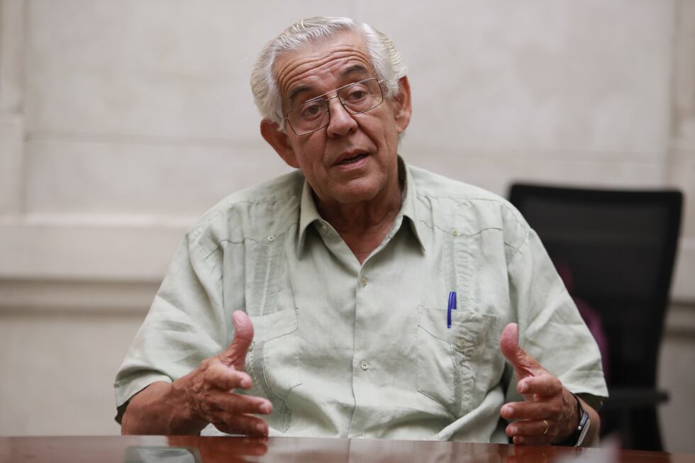 Francisco Miró Quesada Rada.