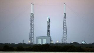 SpaceX posterga lanzamiento de satélite climatológico