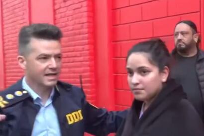 Policía realiza séptima detención por triple femicidio en Argentina en medio de entrevista por TV | VIDEO