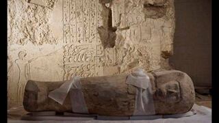Hallan un sarcófago intacto de un niño de hace 3.500 años en Egipto