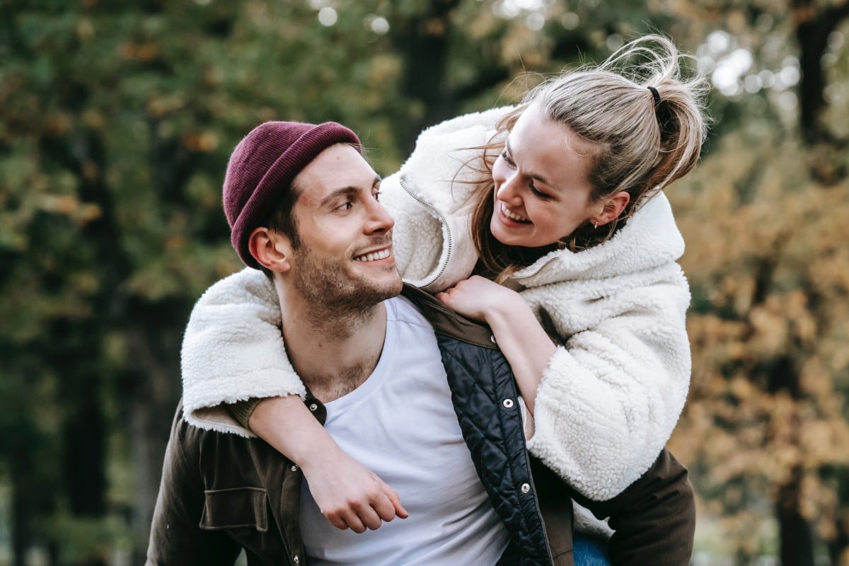 Aquí las mejores frases de buenos días para conquistar y no morir en el intento: (Foto: Pexels)