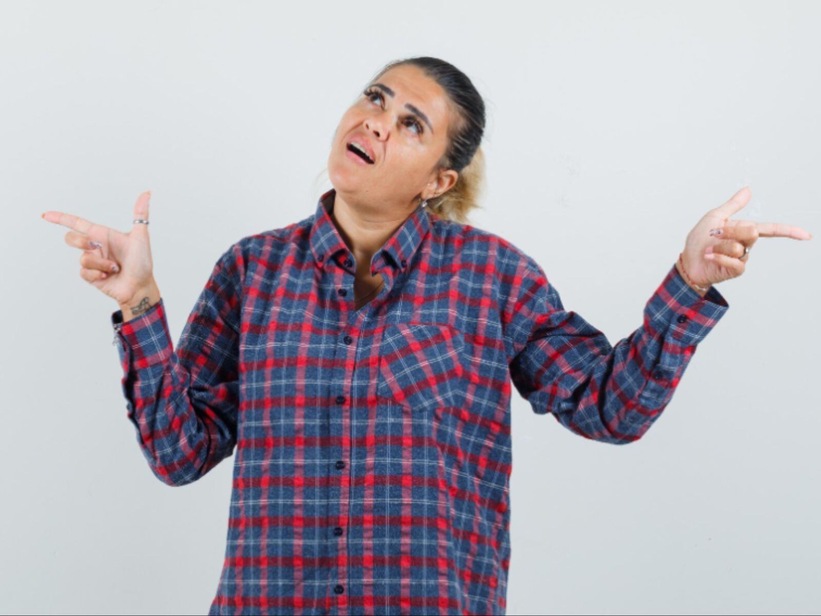 Existen gran cantidad de personas que hablan sin la presencia de otro individuo. (Crédito: Freepik)