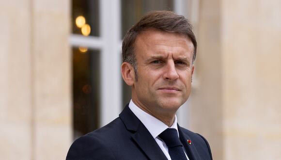 El presidente de Francia, Emmanuel Macron, tras la partida del presidente de Senegal en el Palacio Presidencial del Elíseo en París, el 20 de junio de 2024. (Foto de André PAIN / POOL / AFP)