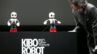 FOTOS: el pequeño "robonauta" japonés que ya está listo para viajar al espacio