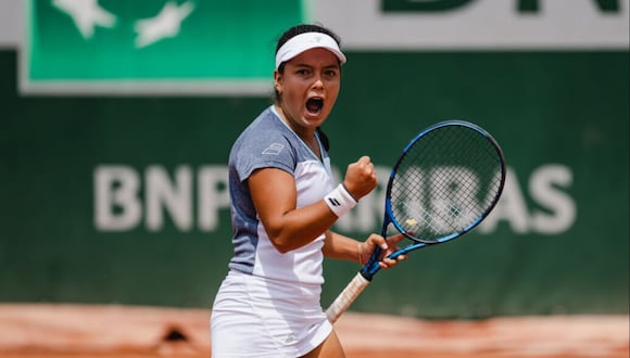 Lucciana Pérez practica tenis desde los cuatro años. Admira a la actual líder del ránking WTA Iga Swiatek y a Rafael Nadal. (Foto: ITF)