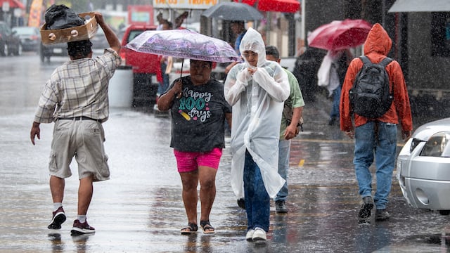 Tormenta tropical Alberto ocasiona primeras lluvias en estado mexicano de Nuevo León