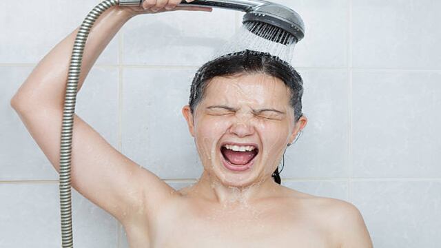 ¿Es bueno bañarse con agua fría? Esto revela una importante investigación realizada en Estados Unidos