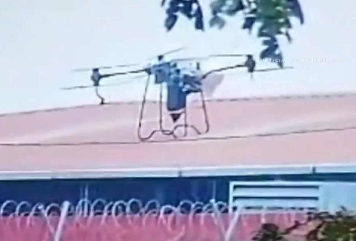 En setiembre del año pasado también llegó un dron con explosivos a este complejo. (Foto: X/Alerta Ecuador).