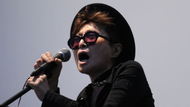 Yoko Ono traduce al inglés un éxito del pop japonés