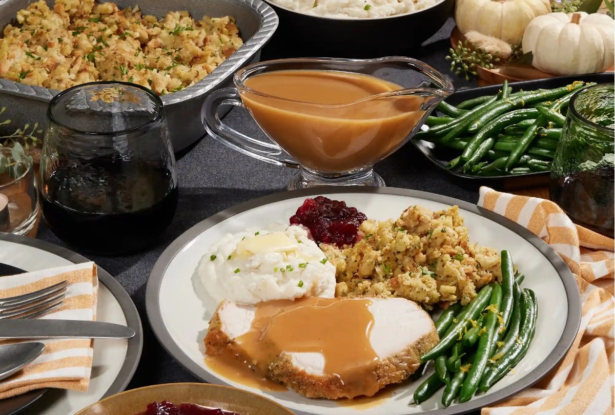 Este año, Target ofrece todo lo necesario para una cena de Acción de Gracias por menos de $20. | Crédito: Target