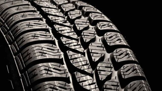 Curiosidades de autos: ¿por qué los neumáticos tienen “pelos” y para qué sirven?