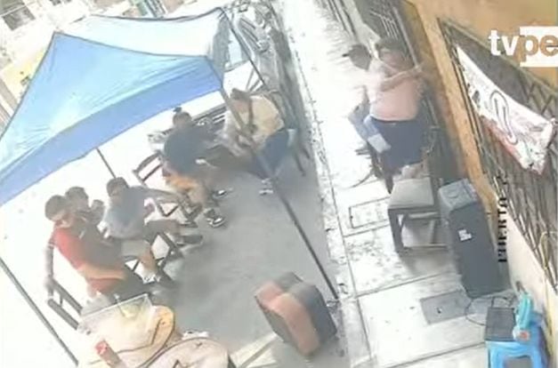 Subject opened fire against a family gathering in Cercado de Lima. (TVPeru)