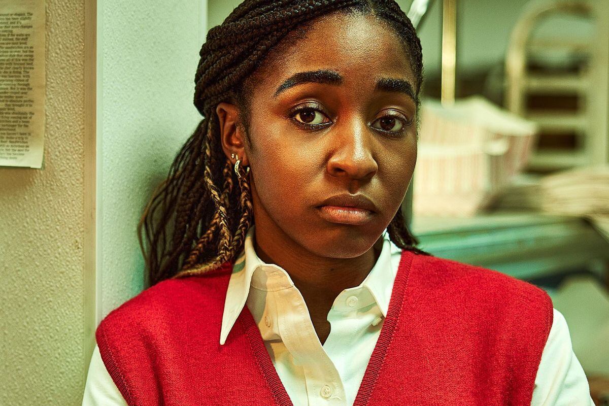 La actriz Ayo Edebiri vuelve a interpretar a Sydney Adamu, una talentosa pero inexperta chef, en la temporada 3 de "The Bear" (Foto: FX)