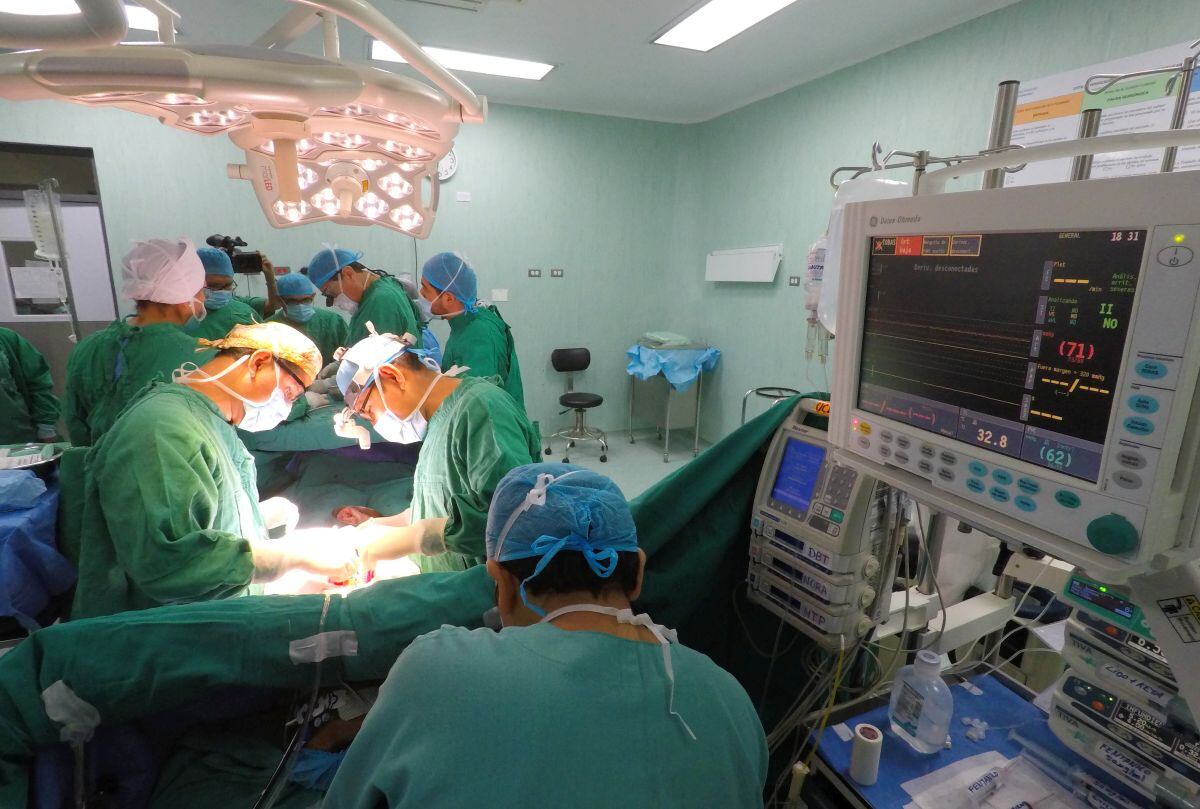 Personal de Essalud se contactará con los pacientes asegurados con cirugías pendientes. Foto: Essalud