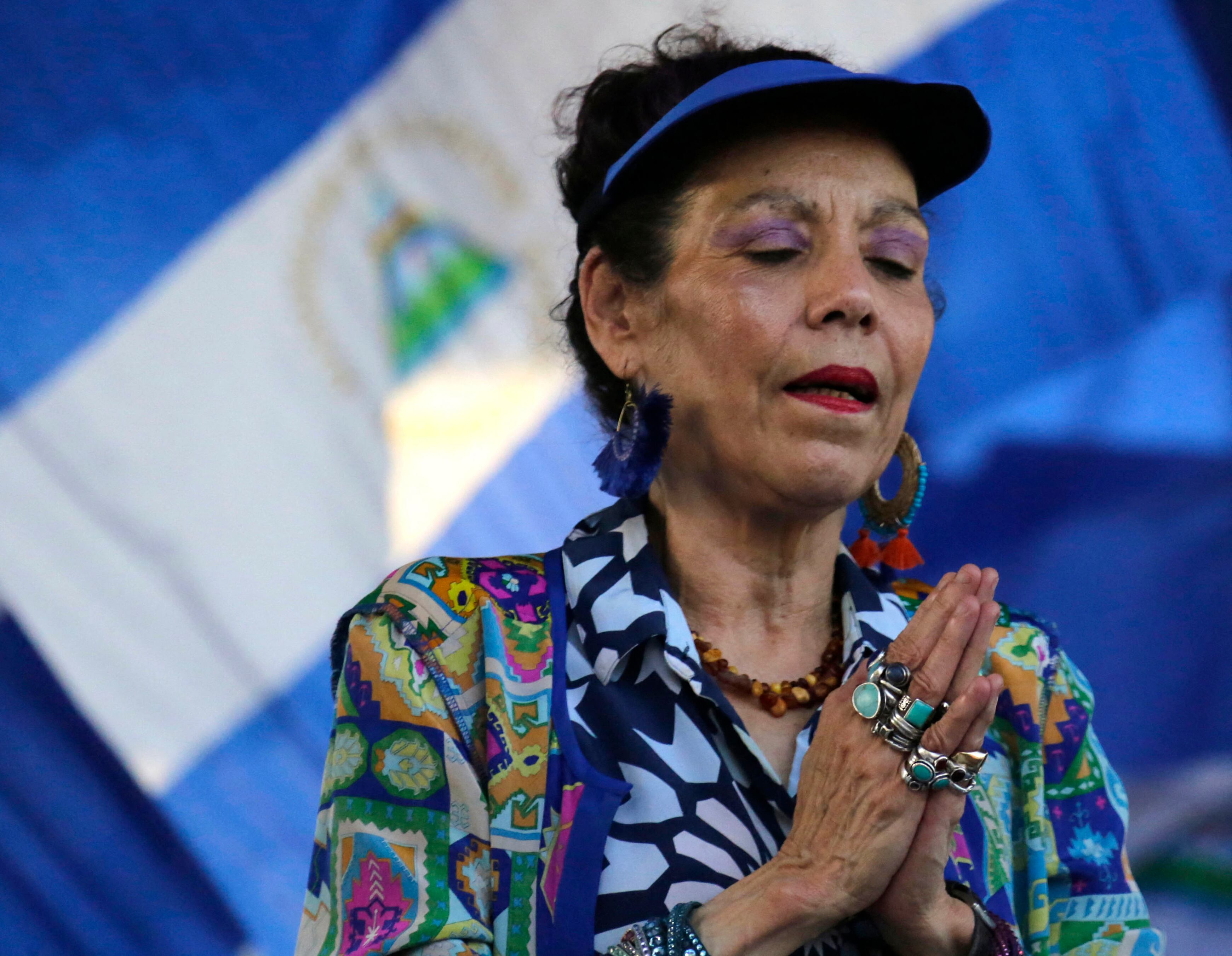 La vicepresidenta de Nicaragua, Rosario Murillo, hace gestos durante una manifestación en Managua, el 5 de septiembre de 2018. (Foto de INTI OCON/AFP).