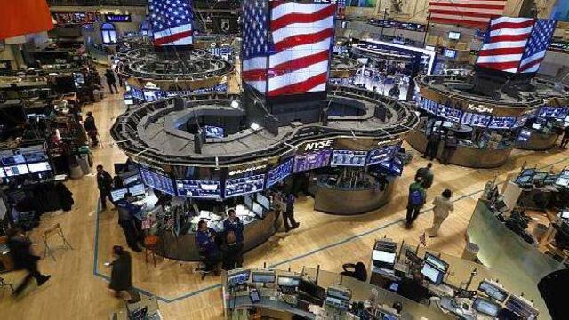 Wall Street abre en rojo y el Dow Jones baja un 0,33%