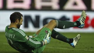 Diego López se lesiona tras un 'blooper' con gol en contra