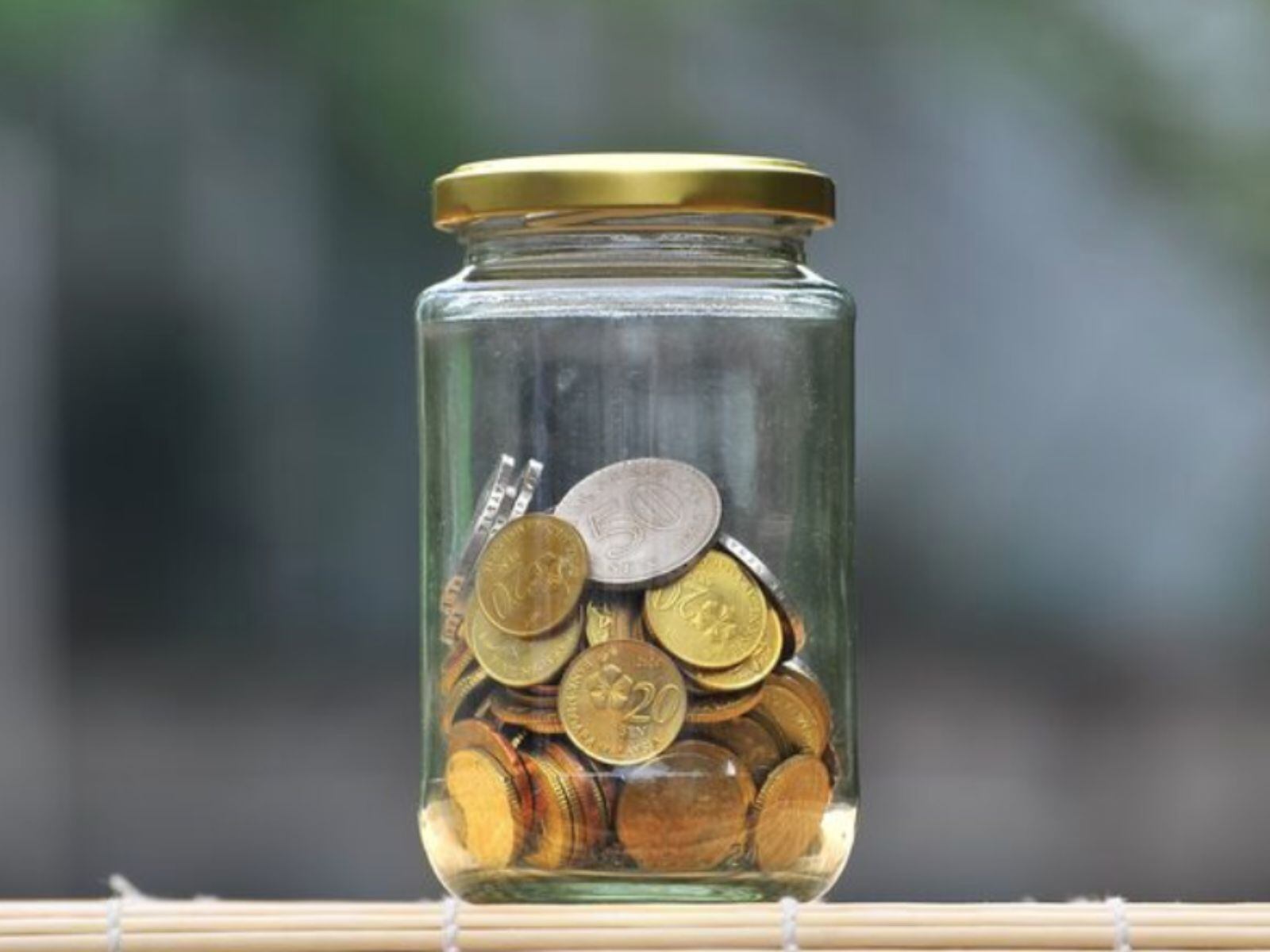 Es importante que tu frasco cuente con tapa para que sea tenga un mejor efecto. (Crédito: Freepik)